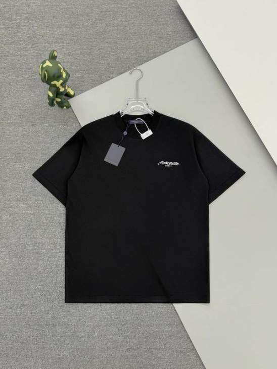 Picture of Louis Vuitton T Shirts Short _SKULVS-XLm6tx1537332